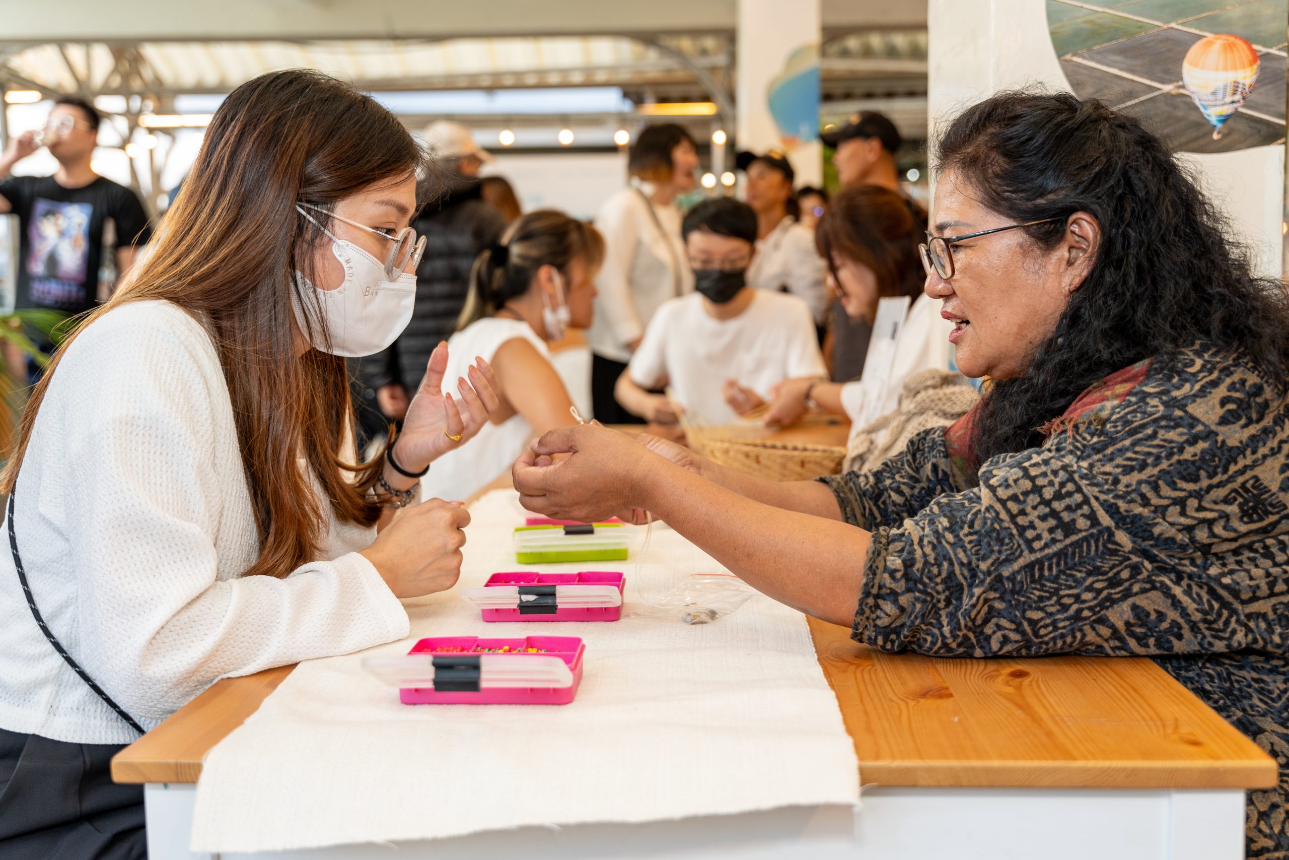 現場工藝ＤＩＹ體驗活動，苧麻繩串珠手鍊