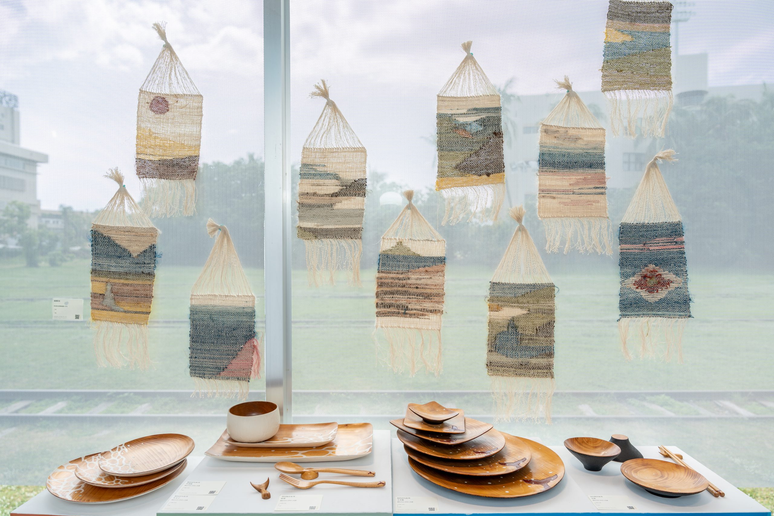 阿布斯布農傳統服飾工作室與橘色月亮工作室，以設計思維持續開發設計商品