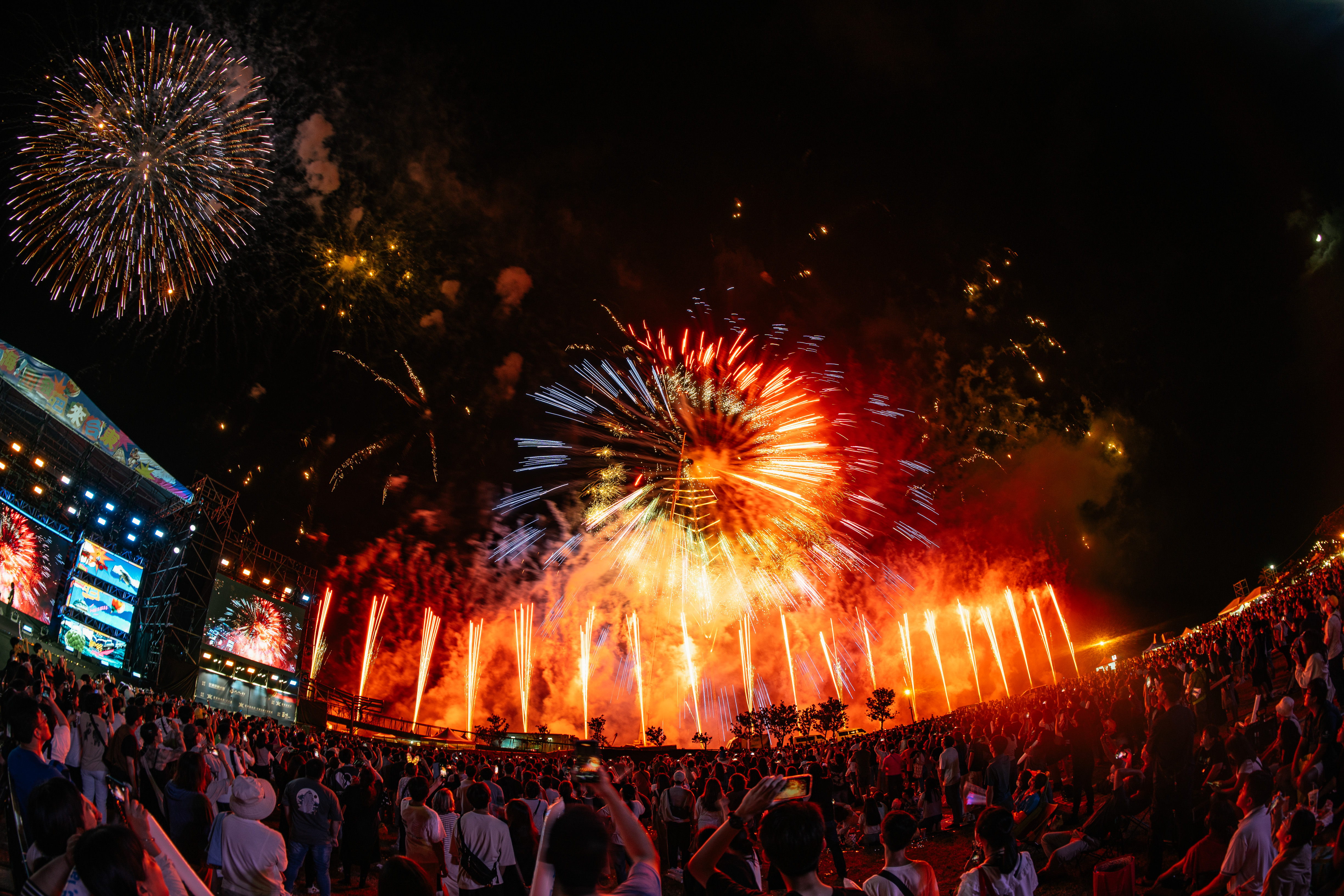 9/13是大家期待的光橋煙火🌉 9/14有魔幻水母齊飛哦！