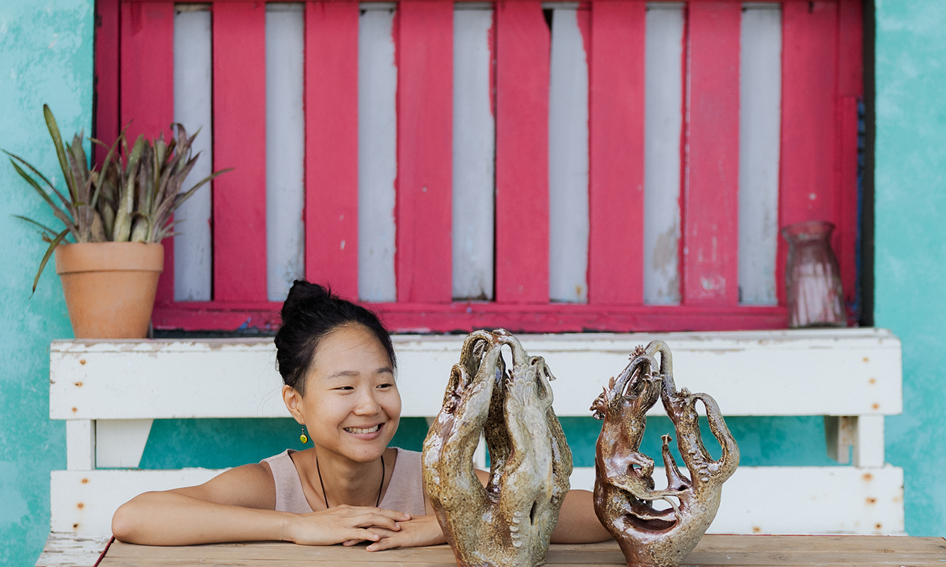 ▲Works by Wu Yi-Ping《踊り》&《Silent Clamor》(from left to right)  (Photo/Taitung County Government)