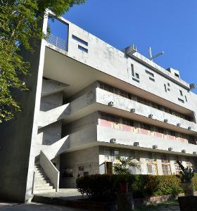 私立公東高級工業職業學校教堂